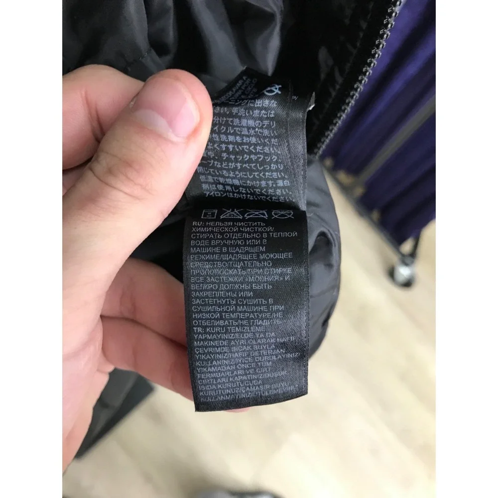 The North Face Mens Zip Front Puffer Jacket Size Medium Black Pockets